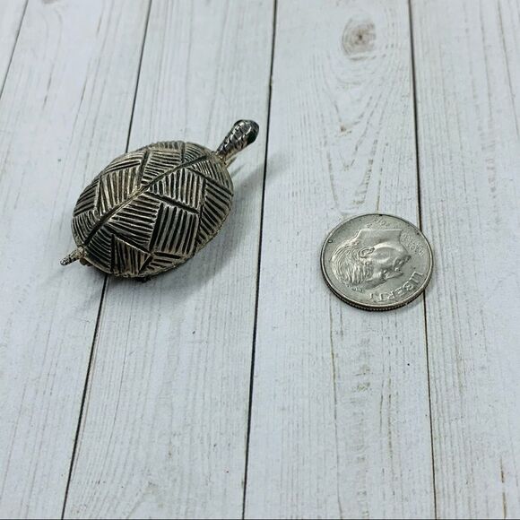VTG Sterling Silver Turtle Brooch - Picture 1 of 4